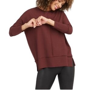 Spanx .Perfect Length Three-Quarter Dolman-Sleeve Top in Wine....Size Smalll